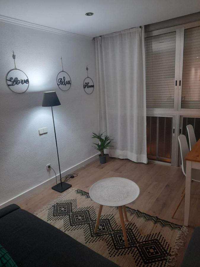 Relax Apartment La Pineda Bagian luar foto