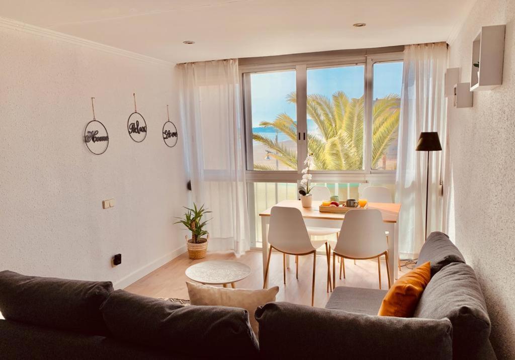 Relax Apartment La Pineda Bagian luar foto